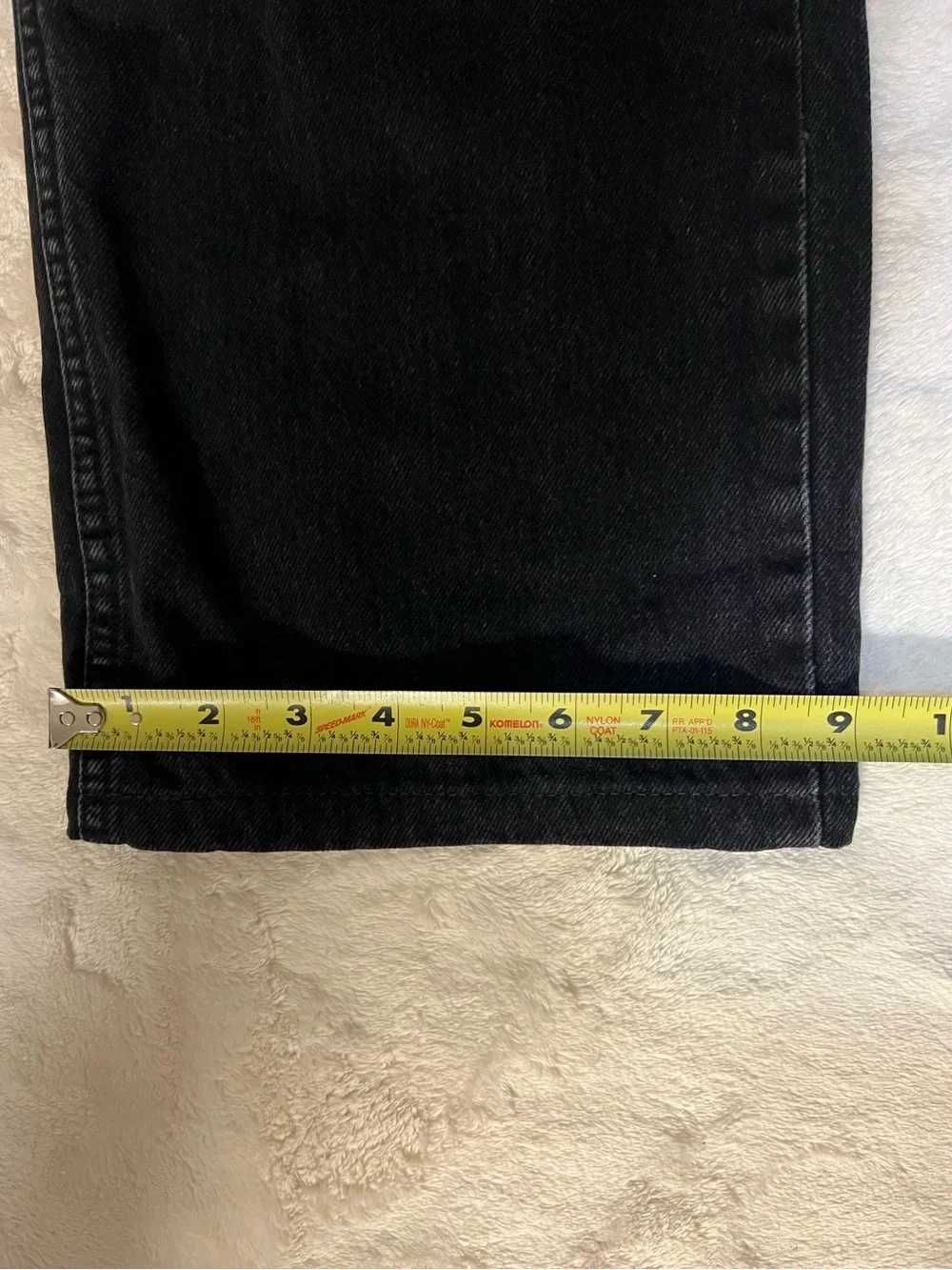 Levi's Men's Black Jeans, 565.
